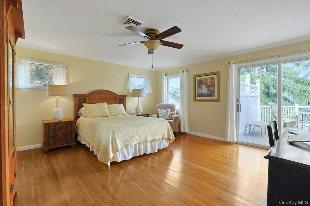 11 Lakeside Road Mahopac, NY 10541
