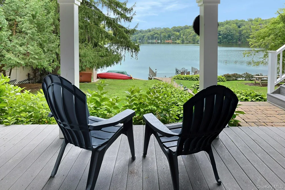 11 Lakeside Road Mahopac, NY 10541