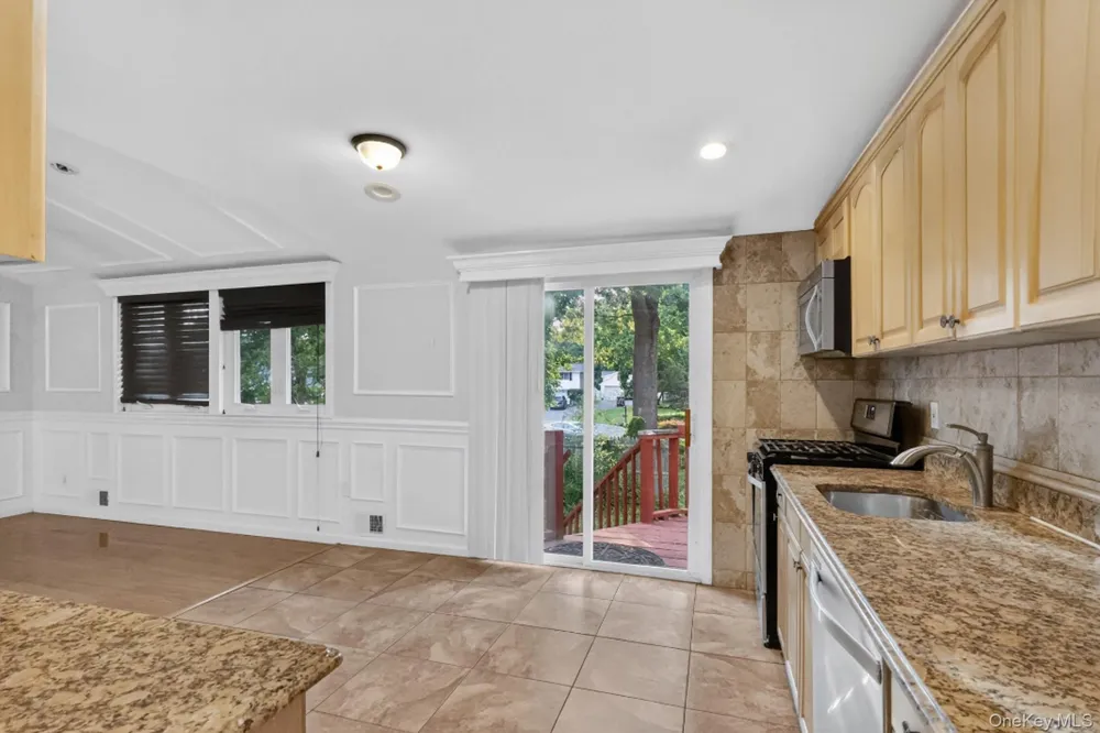 14 Branch Lane East Setauket, NY 11733