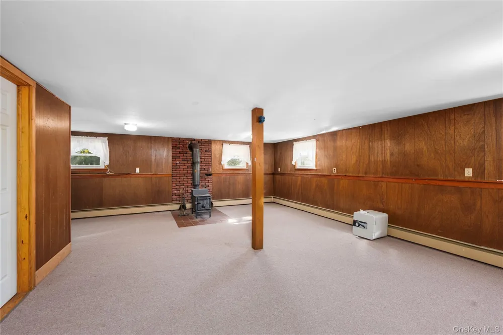 172 Ridge Road Highland Mills, NY 10930