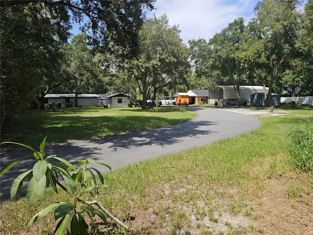 16109 INDIAN MOUND ROAD Tampa, FL 33618
