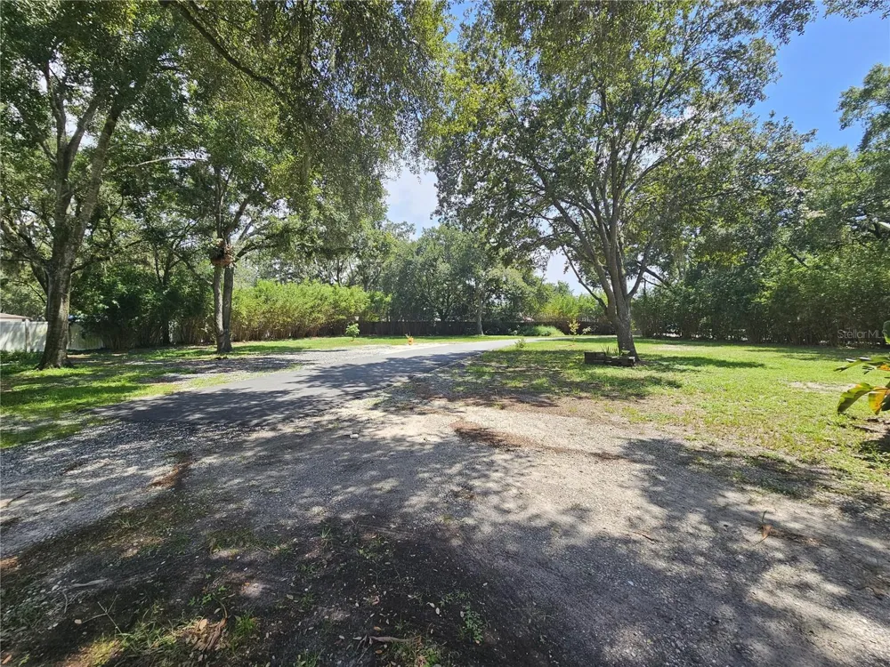16109 INDIAN MOUND ROAD Tampa, FL 33618