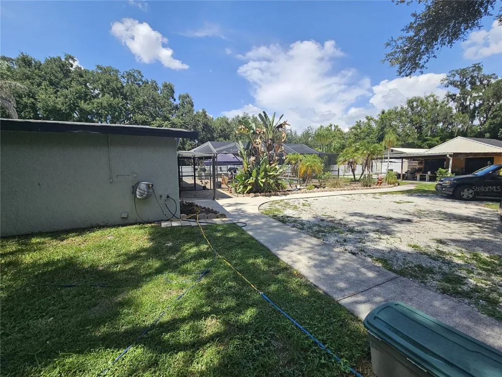 16109 INDIAN MOUND ROAD Tampa, FL 33618