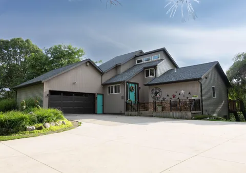 10335 Lincoln Lake Road NE