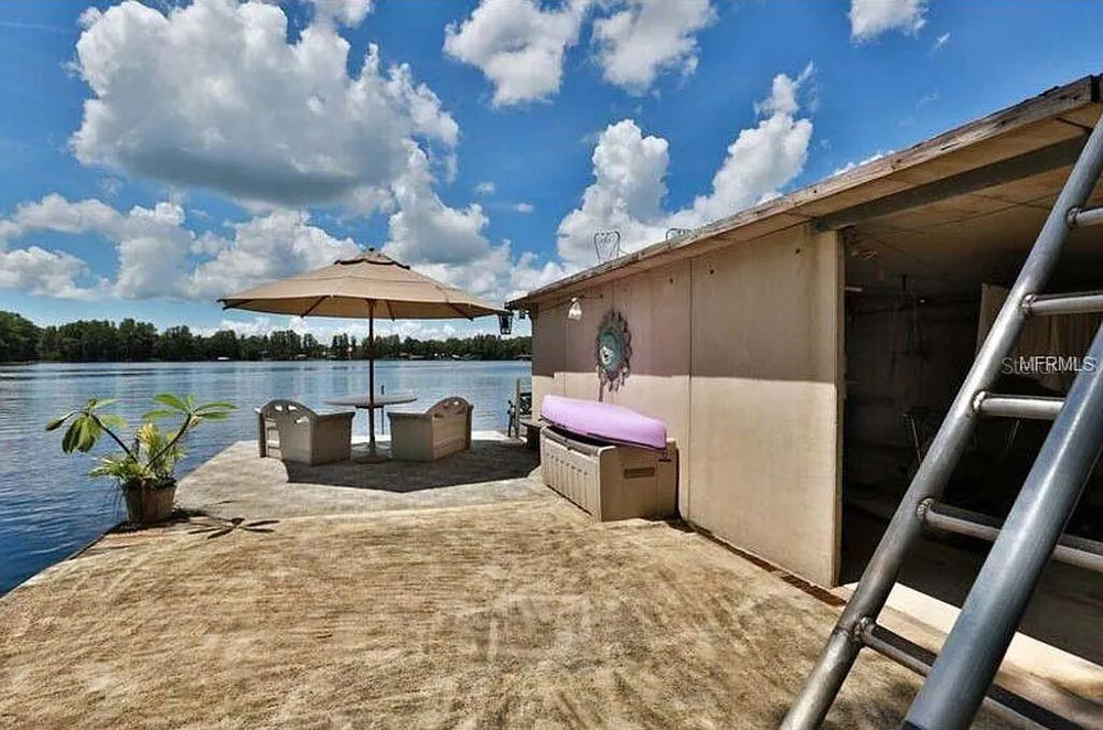 18618 WAYNE ROAD Odessa, FL 33556