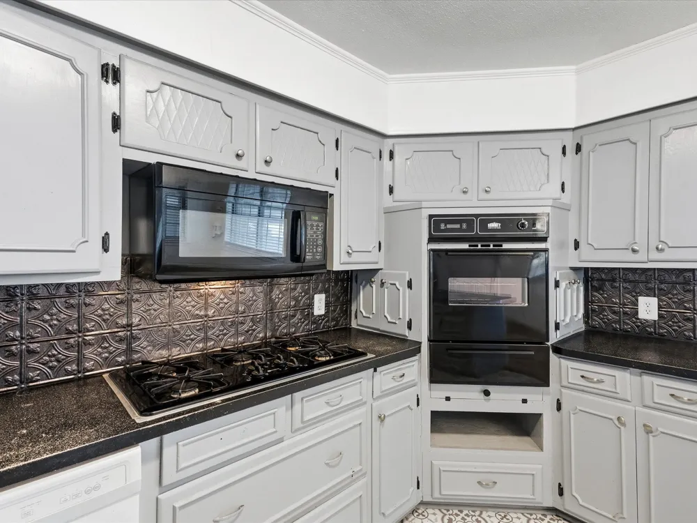 108 Baker Street Ferris, TX 75125