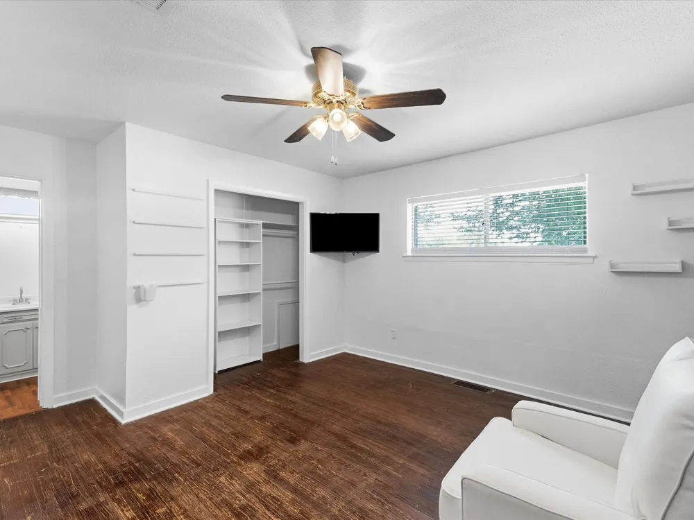 108 Baker Street Ferris, TX 75125
