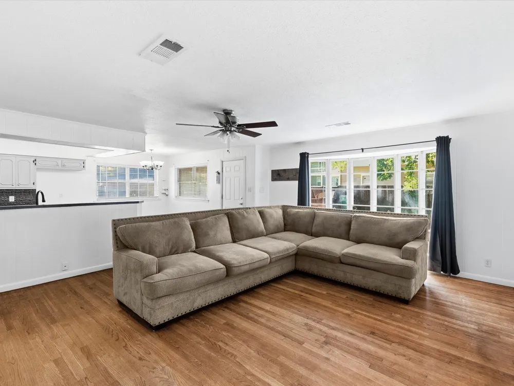 108 Baker Street Ferris, TX 75125