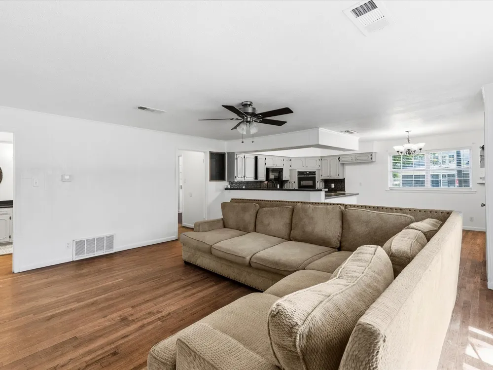 108 Baker Street Ferris, TX 75125