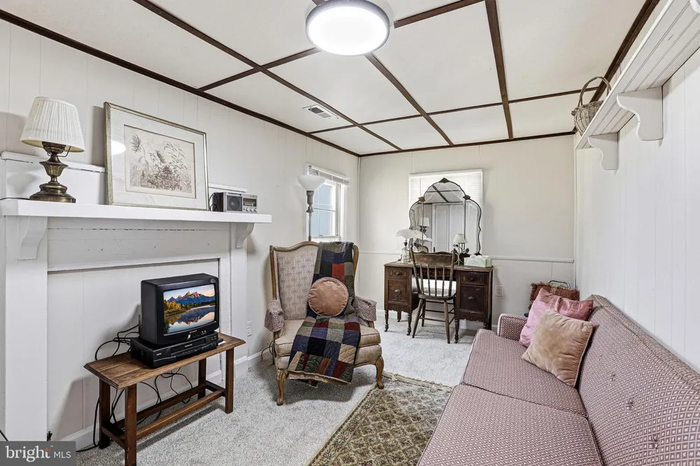 31 BANCROFT AVENUE Colonial Beach, VA 22443