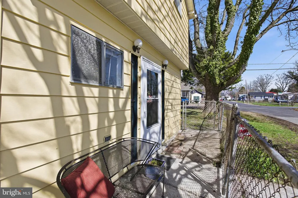 31 BANCROFT AVENUE Colonial Beach, VA 22443