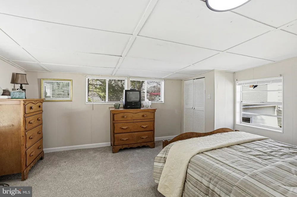 31 BANCROFT AVENUE Colonial Beach, VA 22443