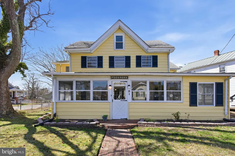 31 BANCROFT AVENUE Colonial Beach, VA 22443