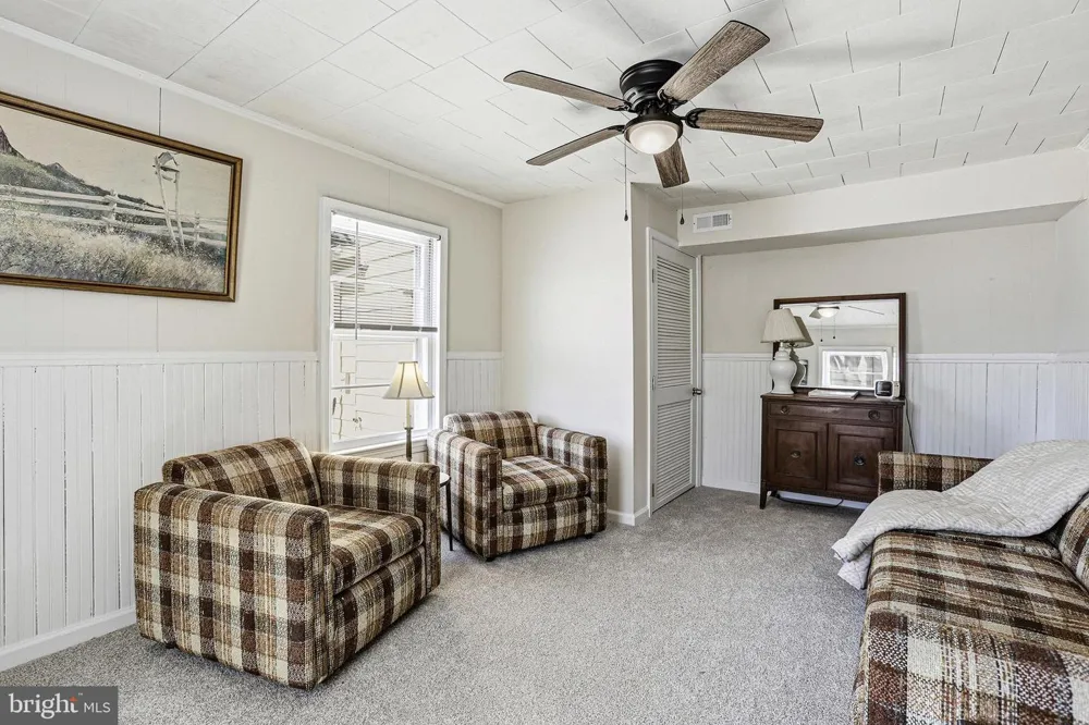 31 BANCROFT AVENUE Colonial Beach, VA 22443