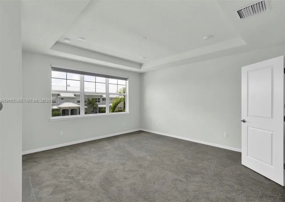 1240 Eucalyptus Dr #2 Hollywood, FL 33021