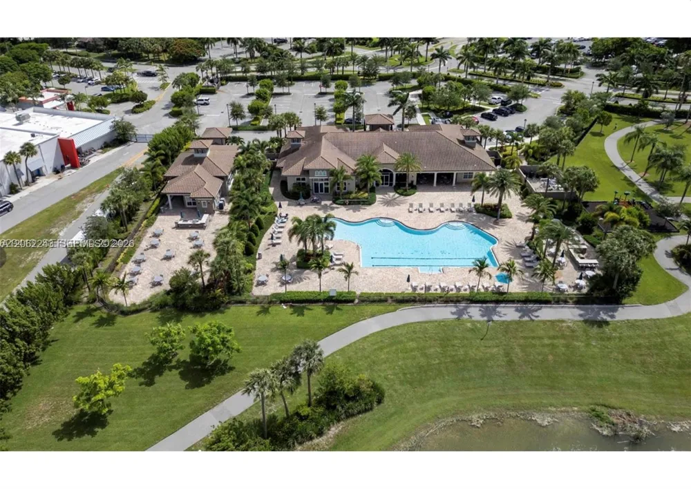 1240 Eucalyptus Dr #2 Hollywood, FL 33021