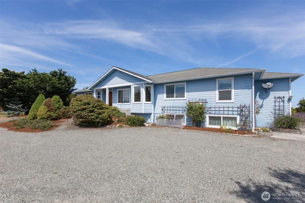 12 Tulip Lane Sequim, WA 98382