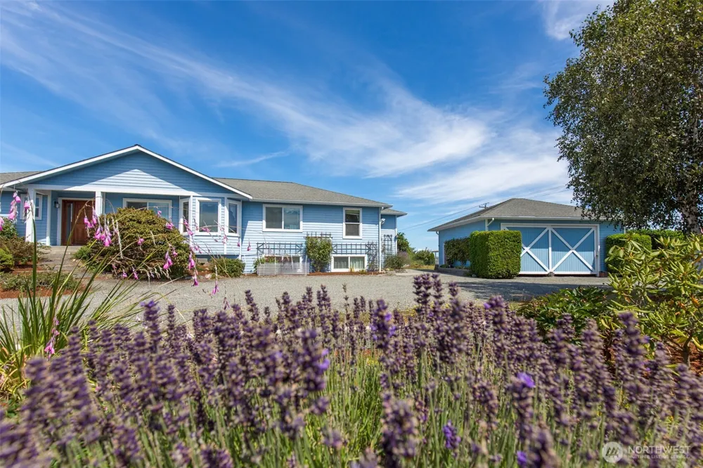12 Tulip Lane Sequim, WA 98382