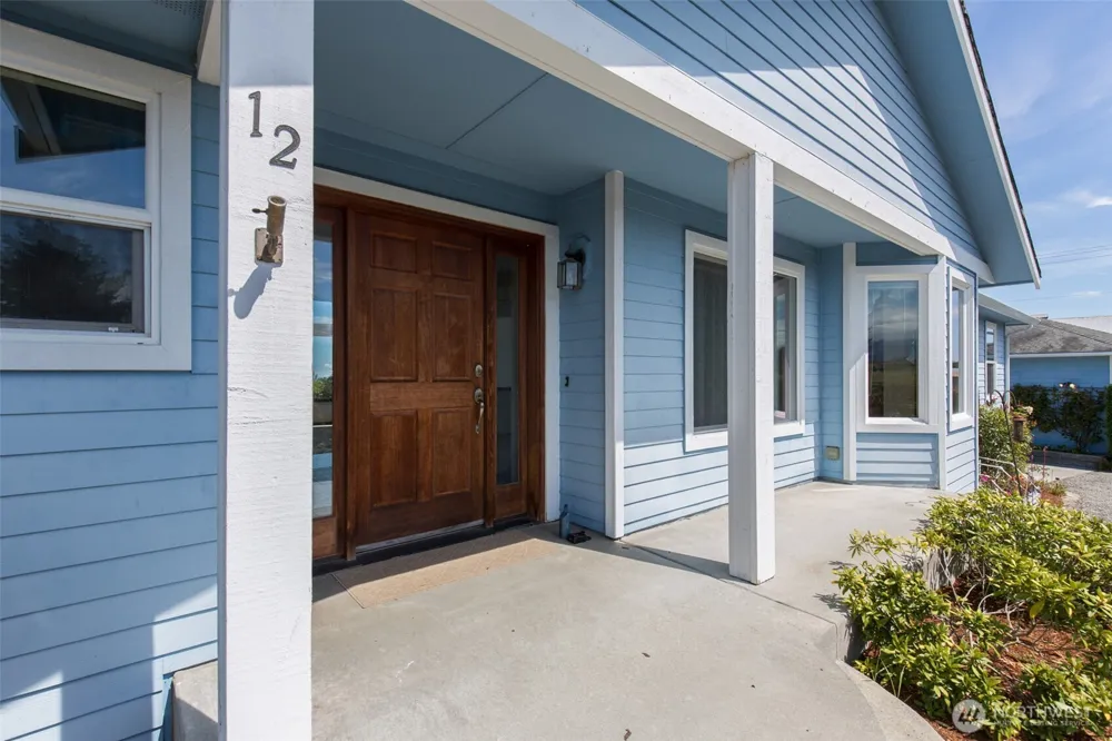 12 Tulip Lane Sequim, WA 98382