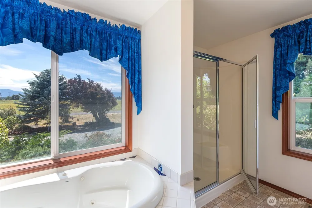 12 Tulip Lane Sequim, WA 98382