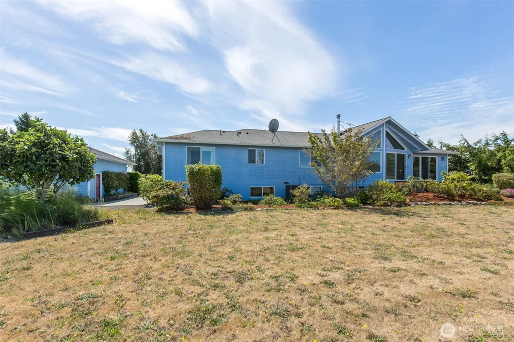 12 Tulip Lane Sequim, WA 98382