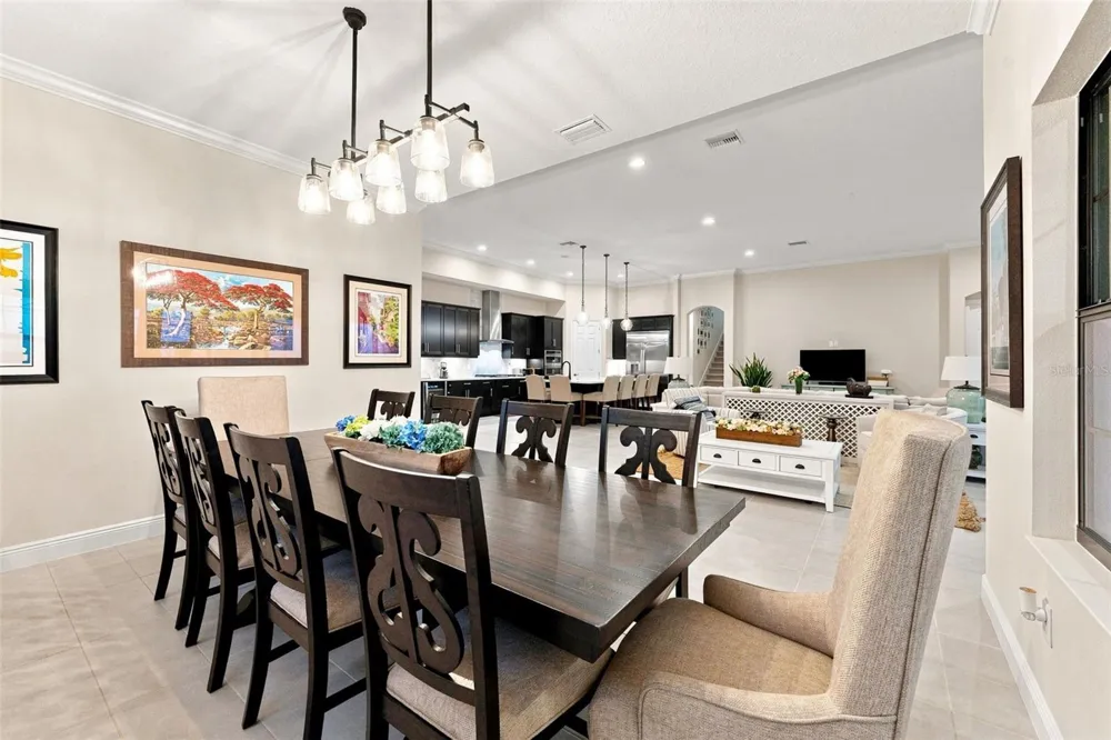 10370 MEADOWRUN DRIVE Lithia, FL 33547