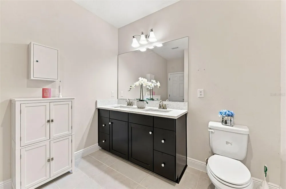10370 MEADOWRUN DRIVE Lithia, FL 33547