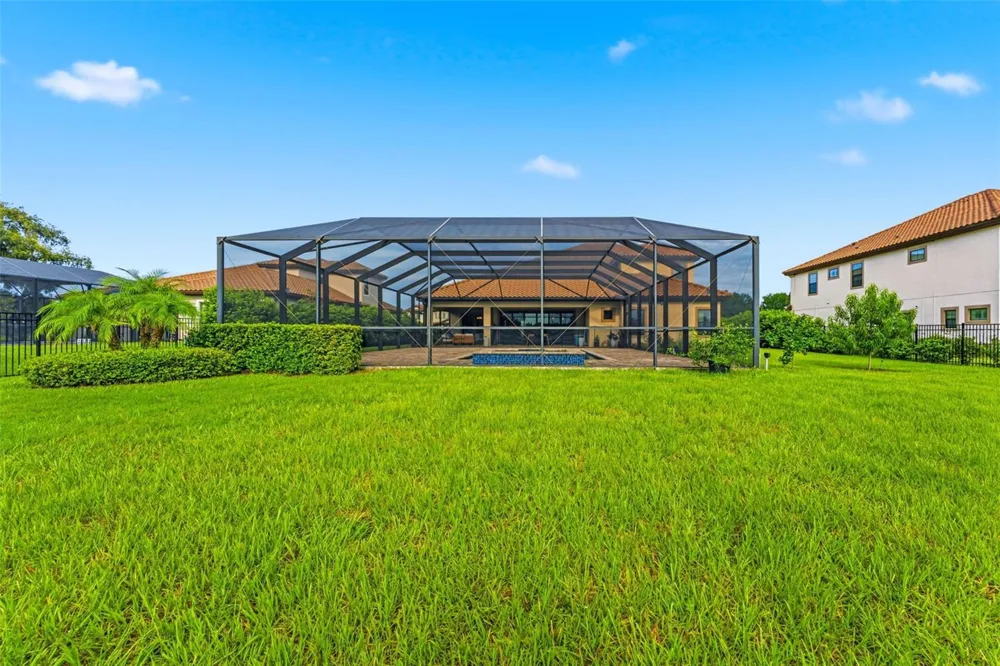10370 MEADOWRUN DRIVE Lithia, FL 33547