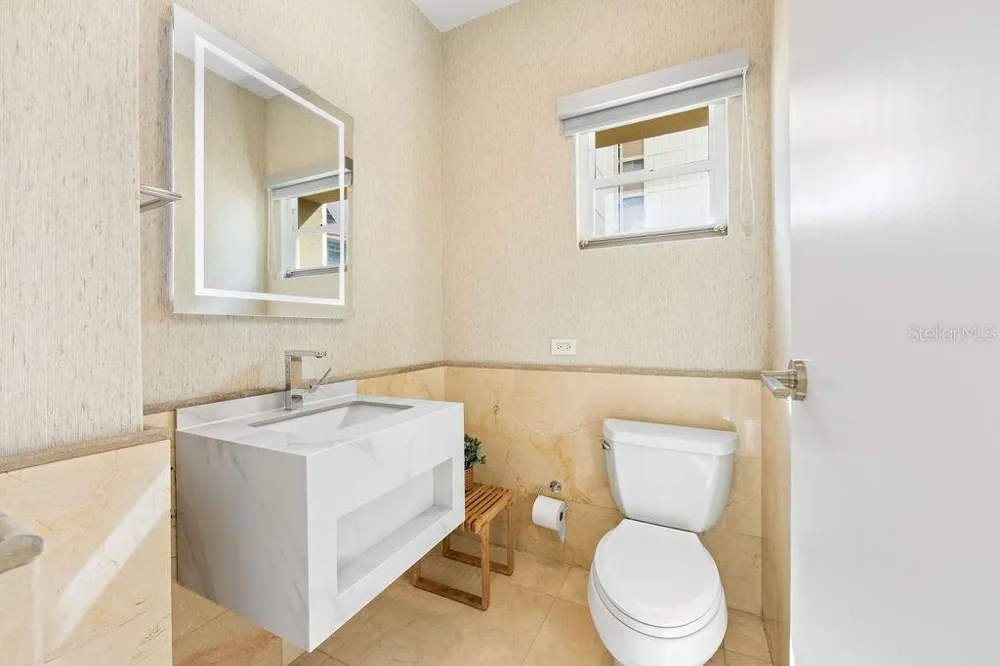 20 CARRION COURT #401 San Juan, PR 00911