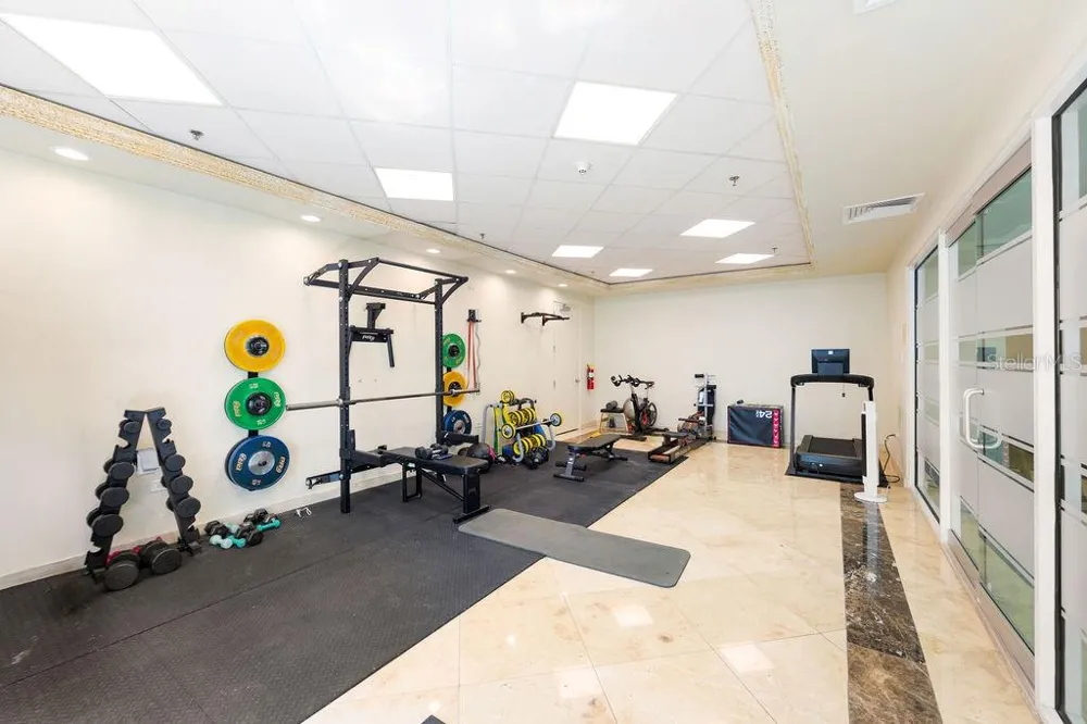 20 CARRION COURT #401 San Juan, PR 00911
