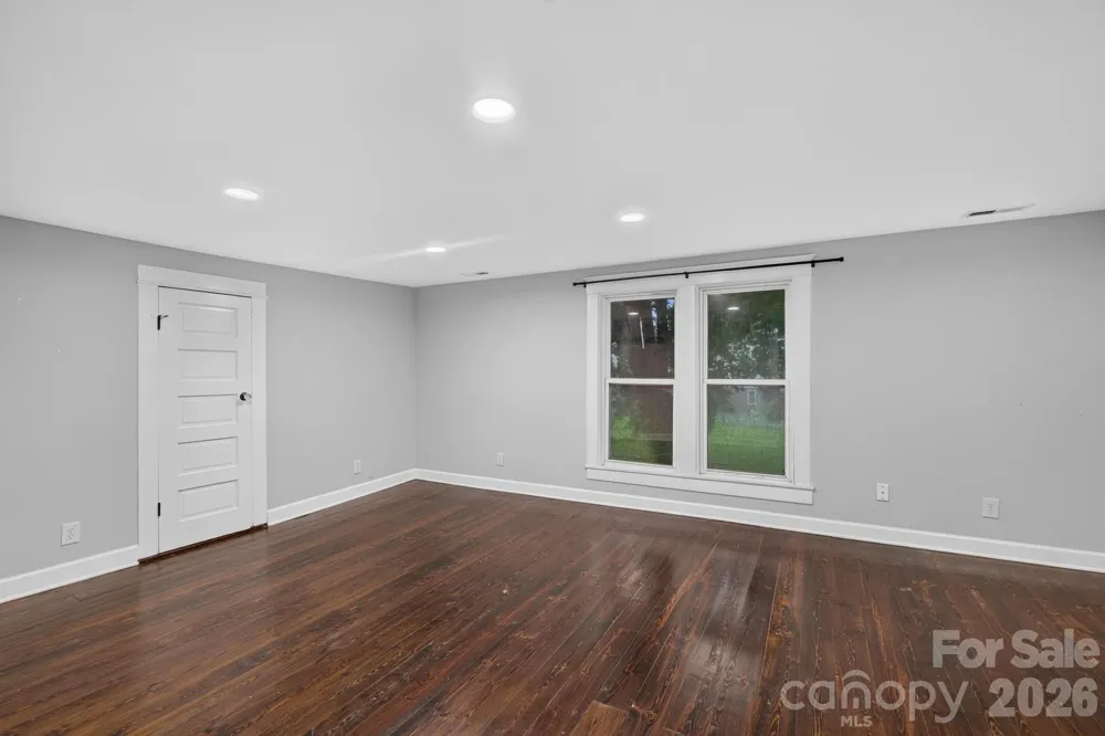 413 W Main Street Cleveland, NC 27013