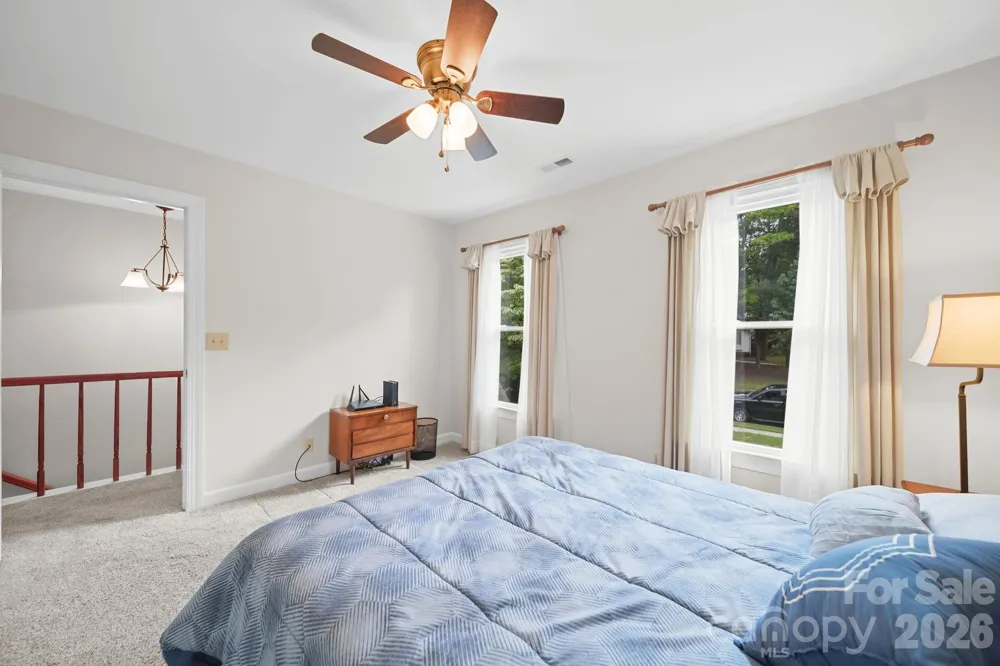2527 Heathershire Lane Matthews, NC 28105