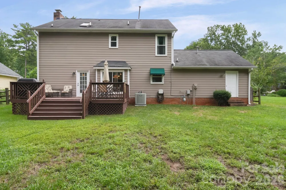 2527 Heathershire Lane Matthews, NC 28105