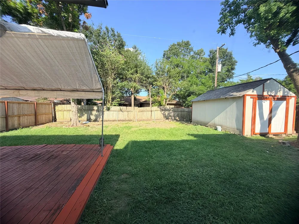 2513 Mulberry Lane Pasadena, TX 77502