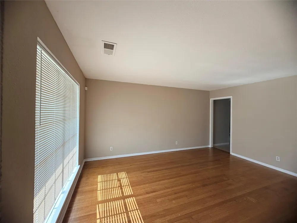 2513 Mulberry Lane Pasadena, TX 77502