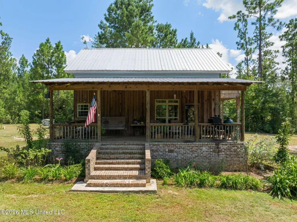109 B Lowe Lane Lumberton, MS 39455