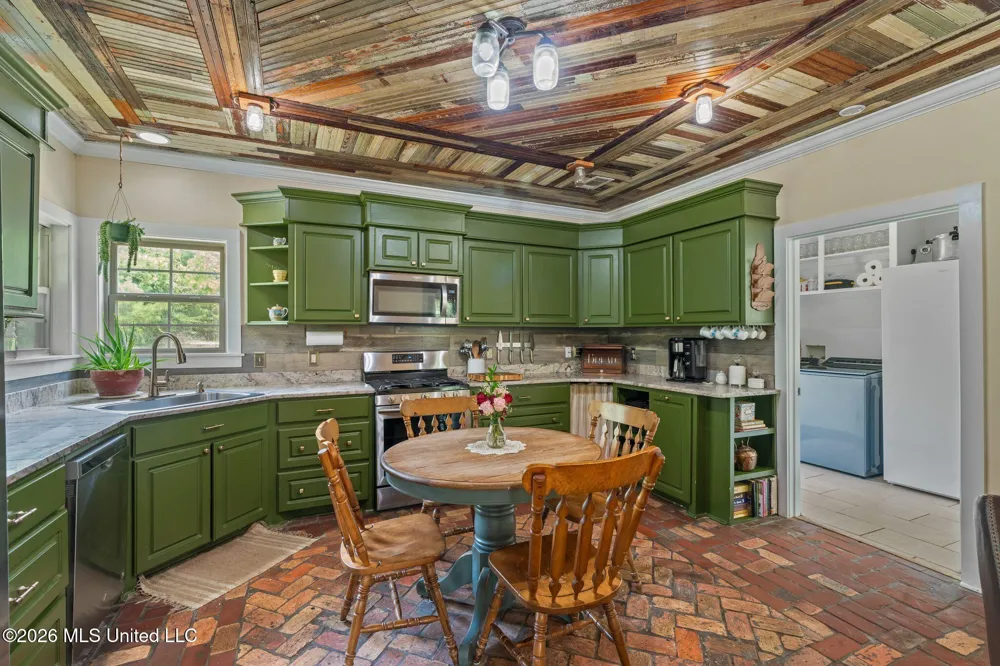 109 B Lowe Lane Lumberton, MS 39455