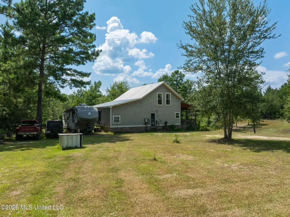 109 B Lowe Lane Lumberton, MS 39455
