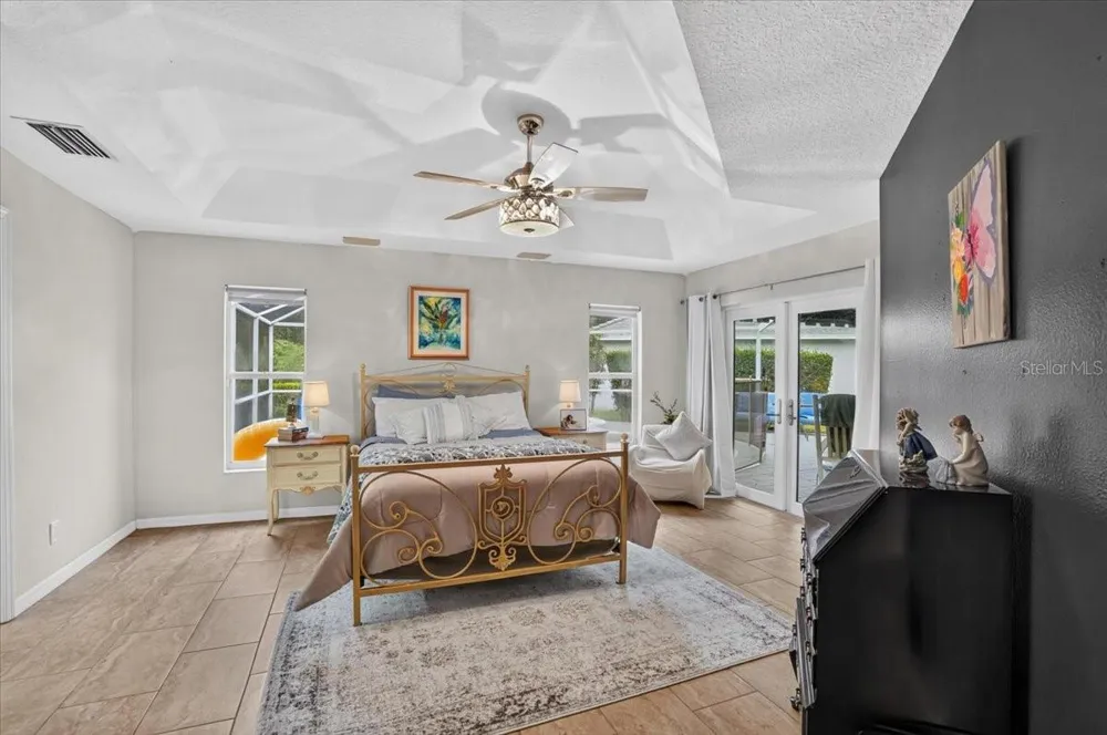 5539 AVENUE DU SOLEIL Lutz, FL 33558