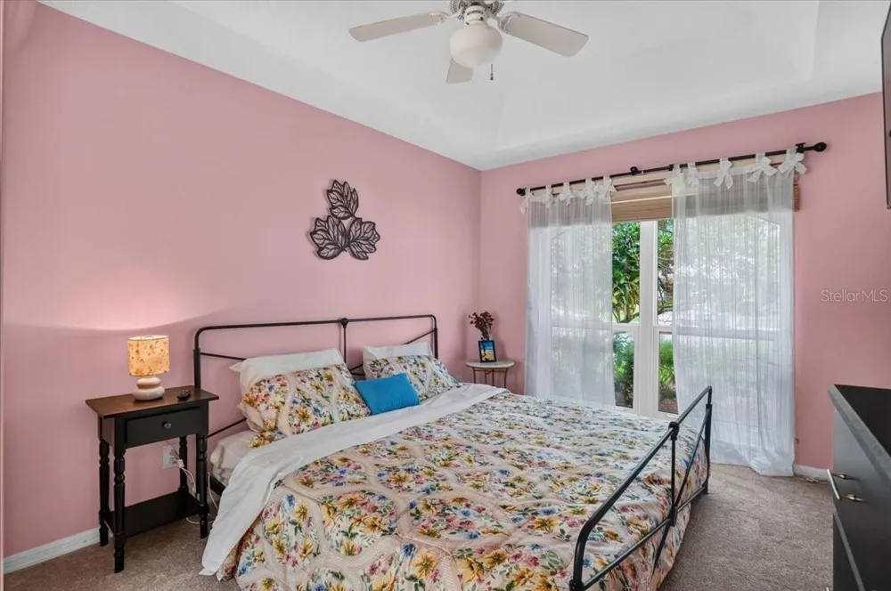 5539 AVENUE DU SOLEIL Lutz, FL 33558