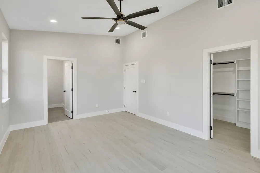 320 Splitrail Drive Mabank, TX 75143