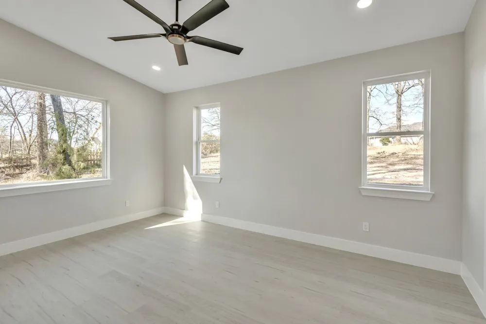 320 Splitrail Drive Mabank, TX 75143