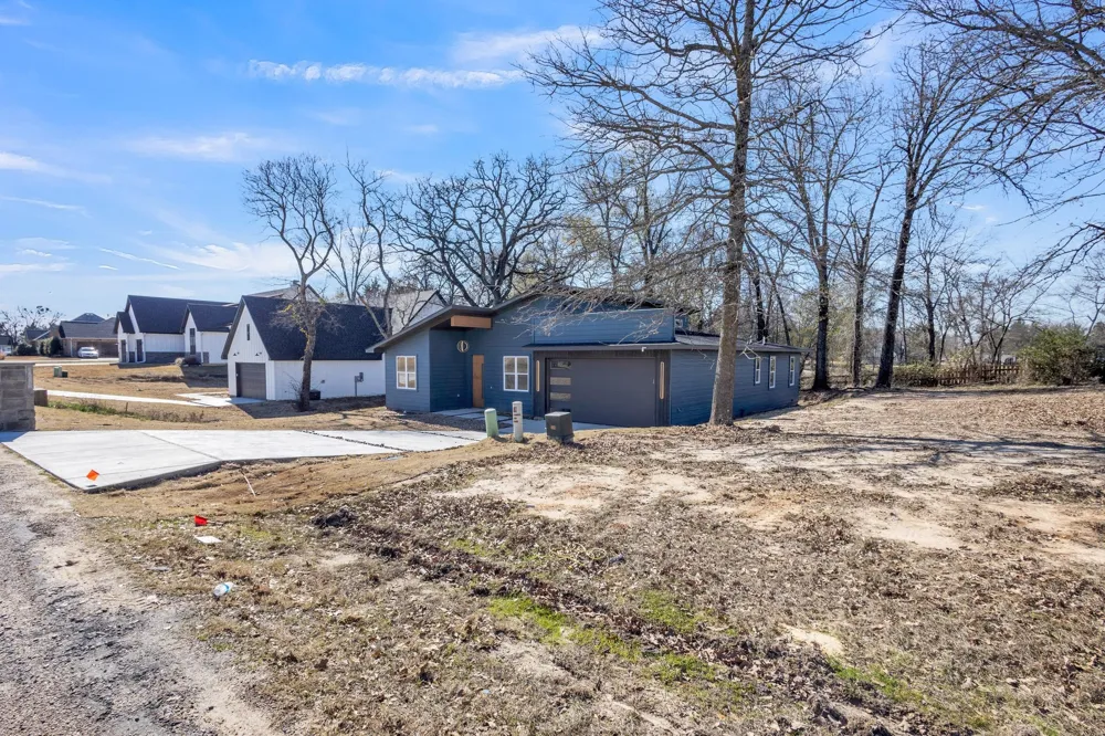 320 Splitrail Drive Mabank, TX 75143