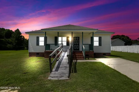 1303 Franklin Court