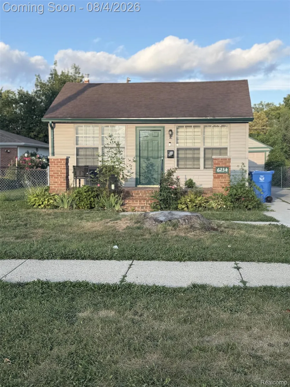 6234 Beech Daly Road Dearborn Heights City, MI 48127