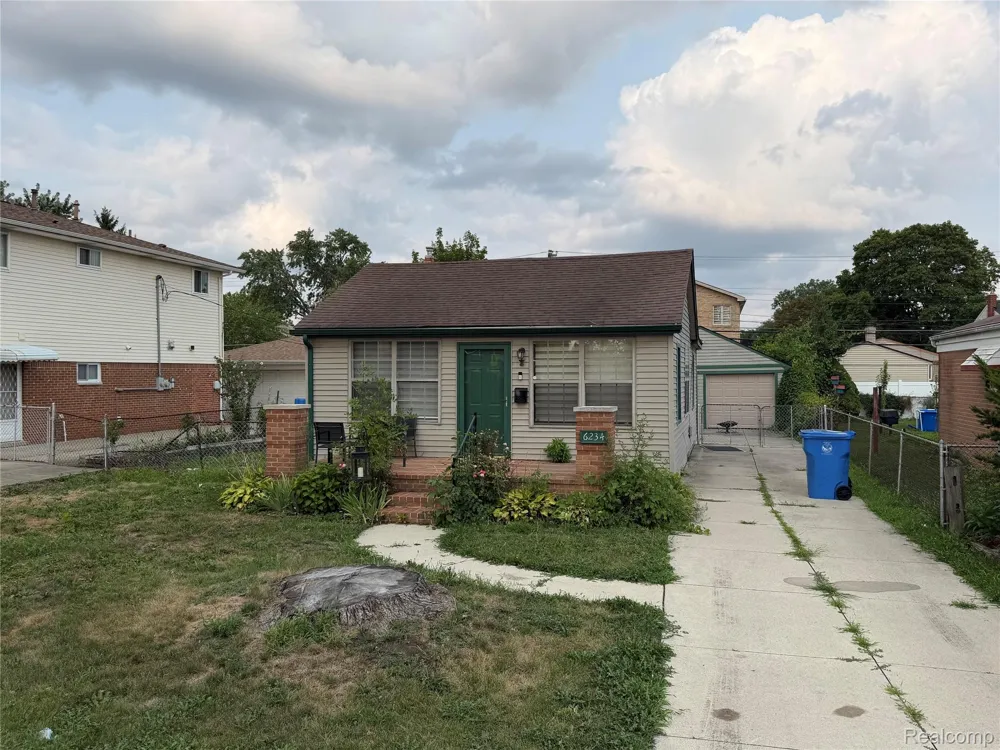 6234 Beech Daly Road Dearborn Heights City, MI 48127