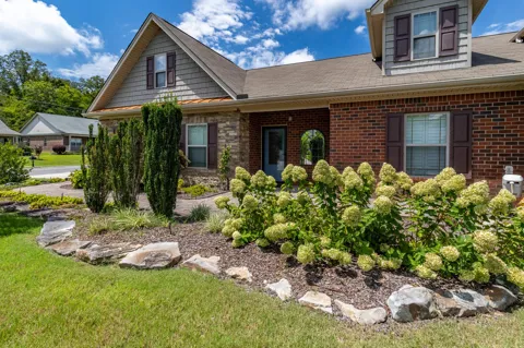 125 Tradewind Drive