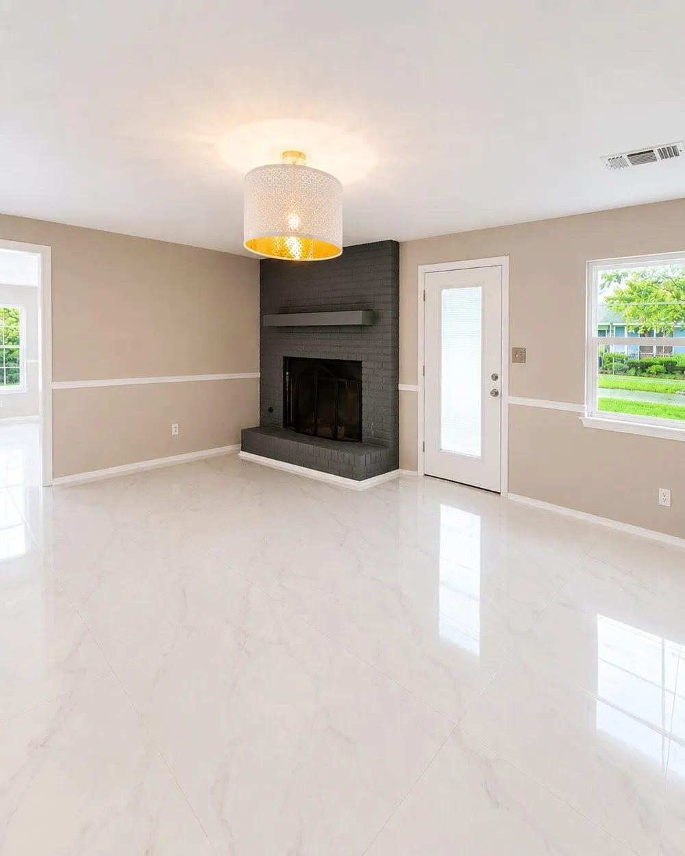 513 W Texas Street Brazoria, TX 77422