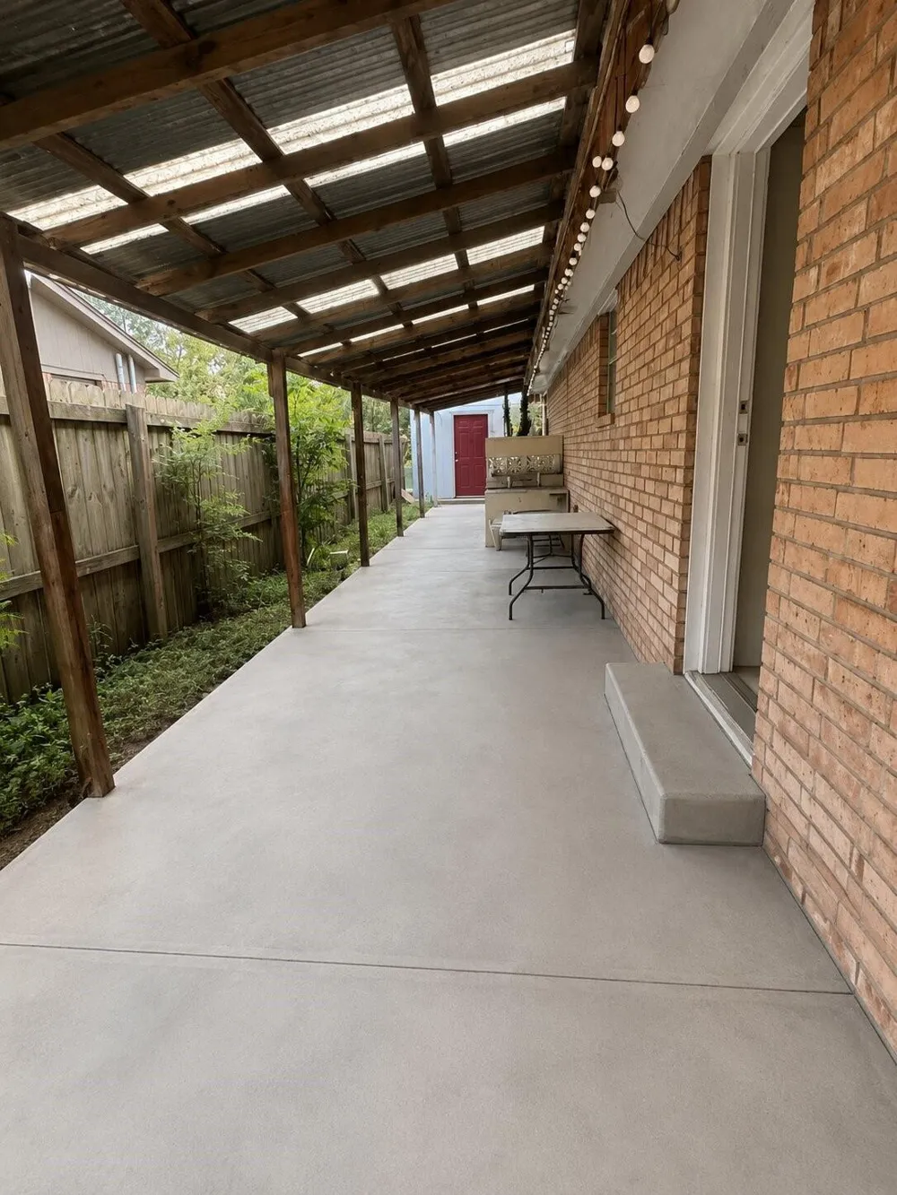 513 W Texas Street Brazoria, TX 77422