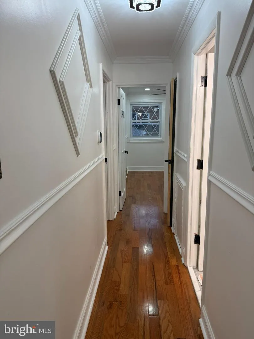 3658 GENESEE DRIVE Philadelphia, PA 19154